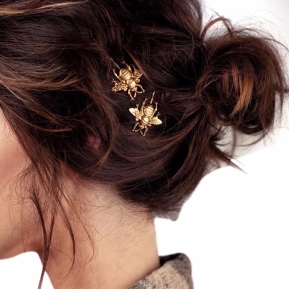 Golden Bee Minimalist Hair Pin Gold Clips Set of 2 - Picture 1 of 6